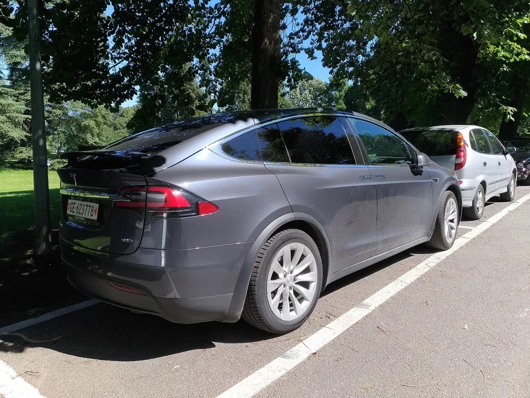 Tesla Model X